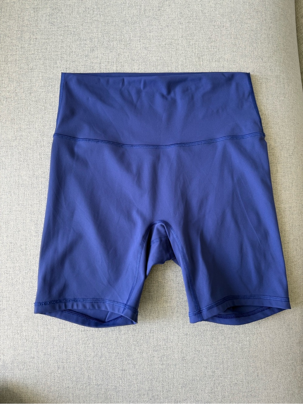 Lululemon High-Waist Bike Shorts - Deep Blue